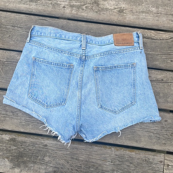 Aritzia Denim Forum
The Ex Boyfriend Hi-Rise Jean Short - Picture 10 of 13